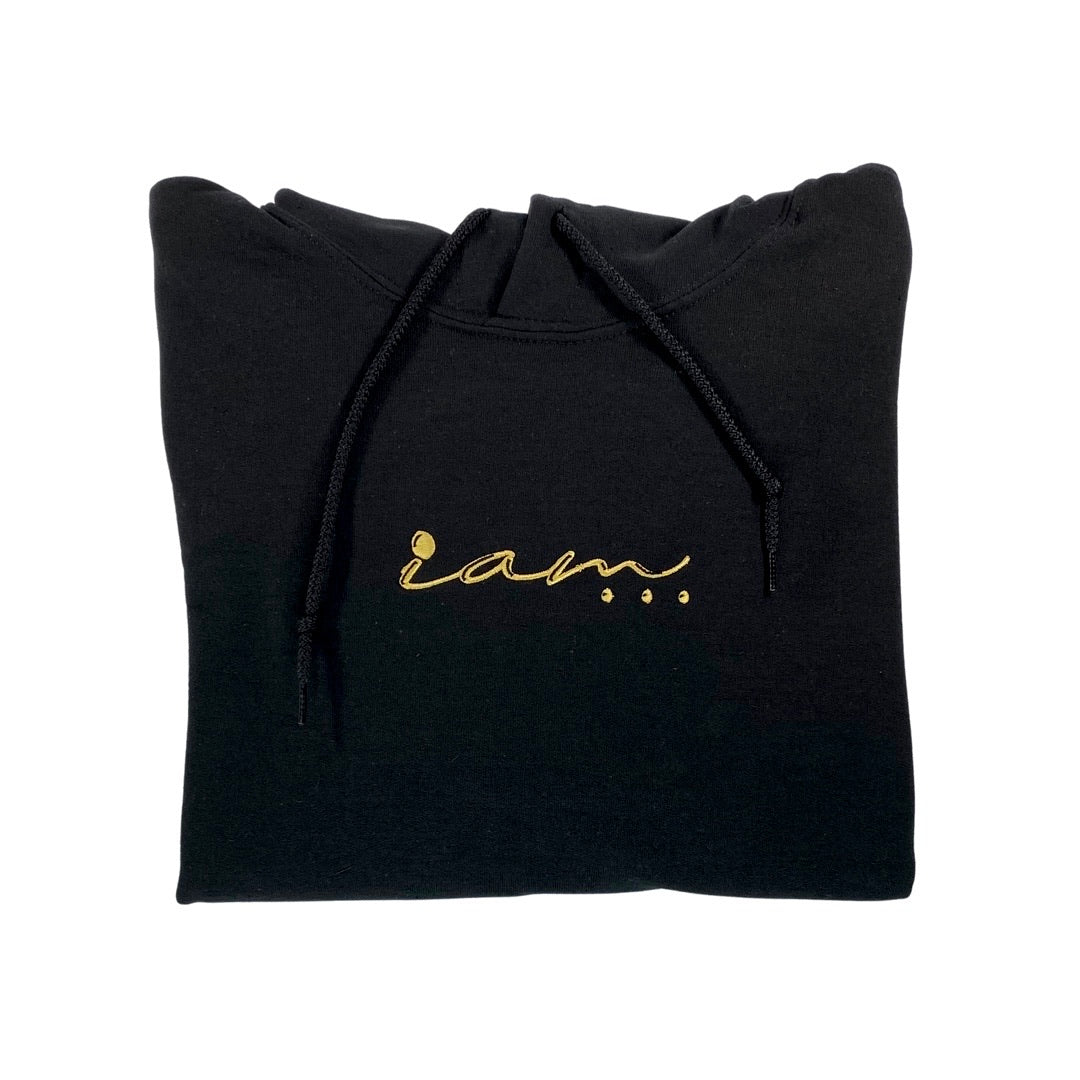 ' I AM CLASSiC ' Pullover Hoodie